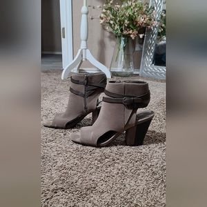 White Mountain booties